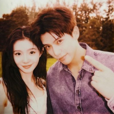 Sa Vào Tình Yêu Cuồng Nhiệt Của Chúng Ta Photo