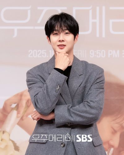 Hãy Cưới Em Nhé Photo