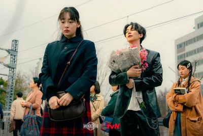 Gia Đình Bão Tố Photo