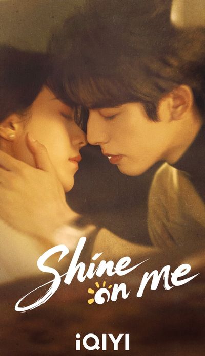 Tôi Như Ánh Dương Rực Rỡ Photo