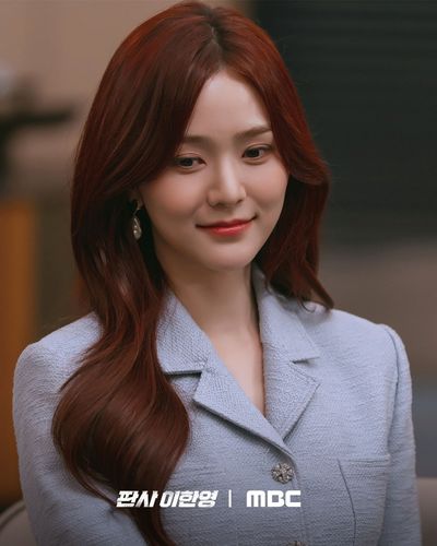 Thẩm Phán Trùng Sinh Photo