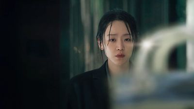  Nghệ Thuật Lừa Dối Của Sarah Photo