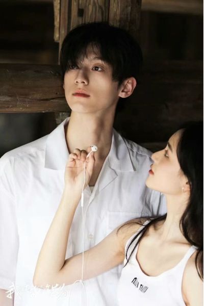 Tôi Ở Đại Học Tu Sửa Văn Vật Photo